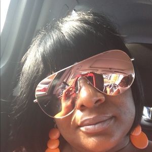 Meet your Posher, Angel